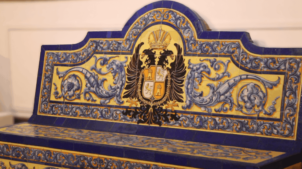 Banco cerámico elaborado por Juan Ruiz de Luna