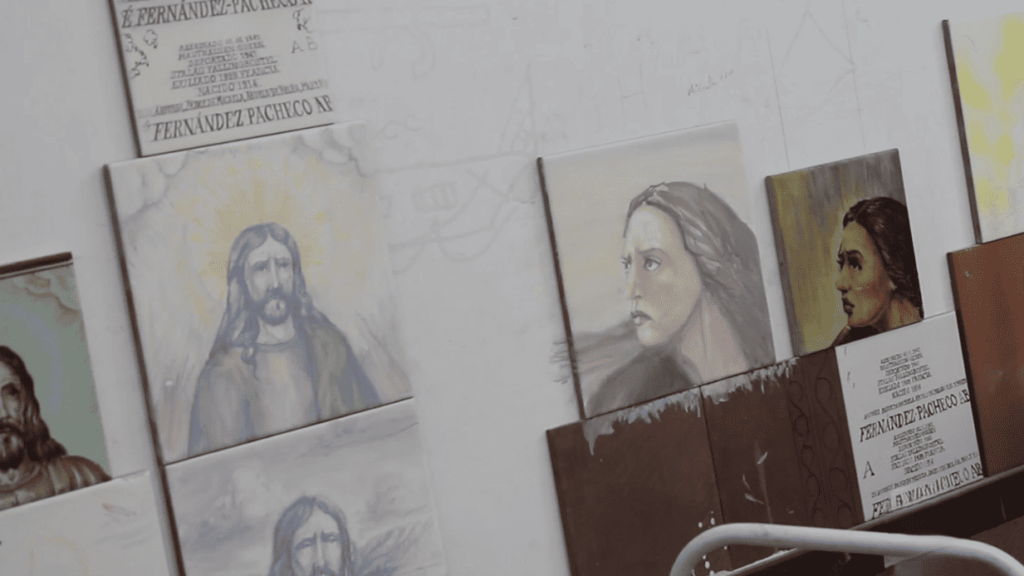 Imagen de bocetos de pinturas de azulejos de cerámica talaverana 