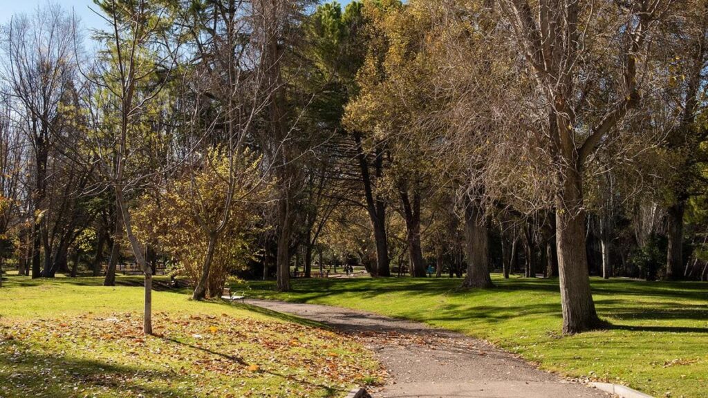 Parque de Los Moralejos, situado en el barrio con el mismo nombre.
