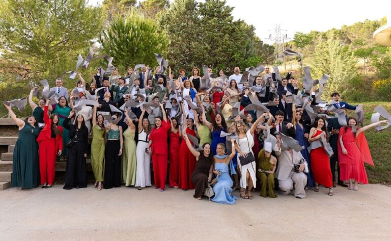 El camino más allá del título: cómo se vive un año después de la graduación