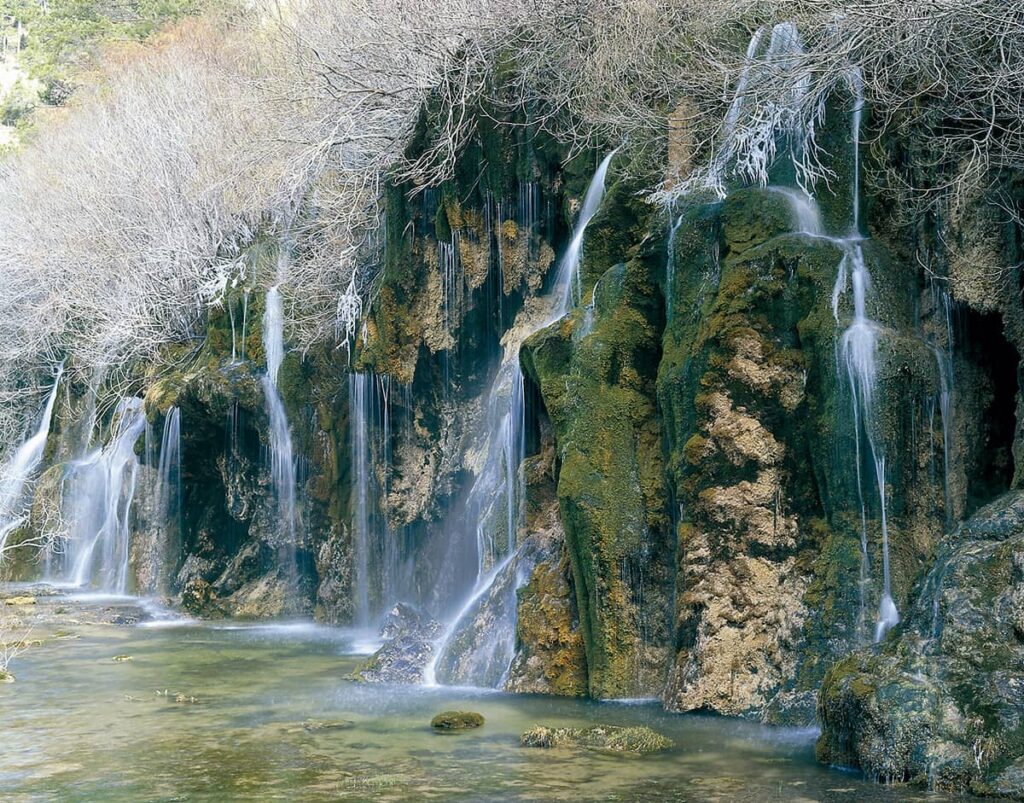 Fotografía del nacimiento del río Cuervo