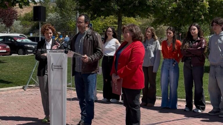 Mari Carmen Linuesa: «Sin periodismo no hay democracia»